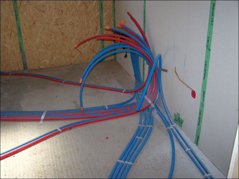 gal/AkadienHomes/Situation_des_Travaux_au_23_juin_2011/100_4214.JPG