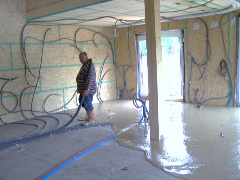 gal/AkadienHomes/Situation_des_Travaux_au_23_juin_2011/100_4250.JPG