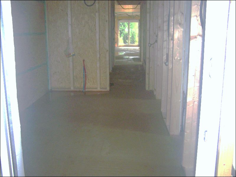 gal/AkadienHomes/Situation_des_Travaux_au_23_juin_2011/100_4256.JPG