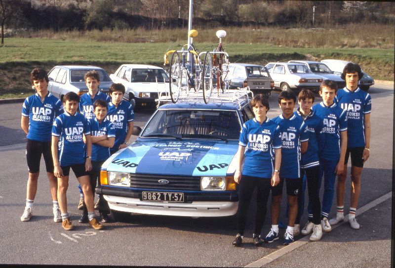 gal/Archives/Ecole_de_velo_annee_1985/Scan10001.JPG
