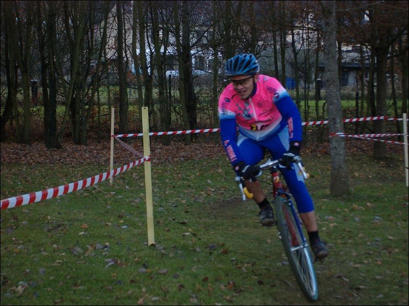 gal/Cyclo_Cross_2007/Seniors_18_novembre_2007/philou_3.JPG