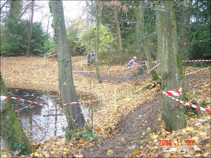 gal/Cyclo_Cross_2008/Cyclo_Cross_16_novembre_2008/DSC05370.JPG