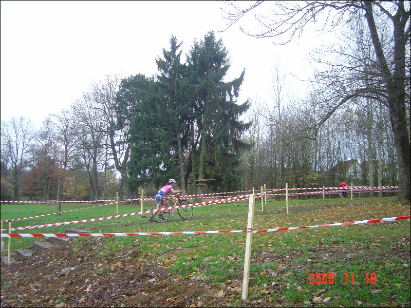 gal/Cyclo_Cross_2008/Cyclo_Cross_16_novembre_2008/DSC05374.JPG