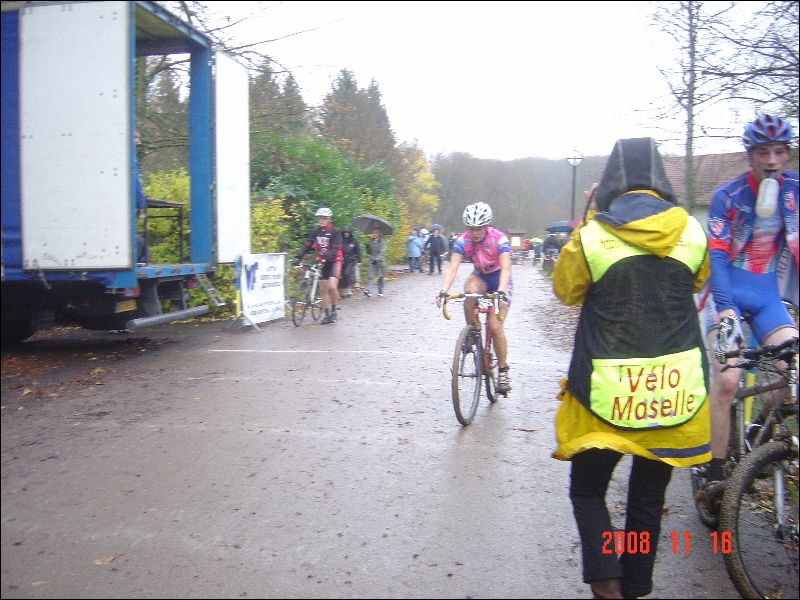 gal/Cyclo_Cross_2008/Cyclo_Cross_16_novembre_2008/DSC05390.JPG