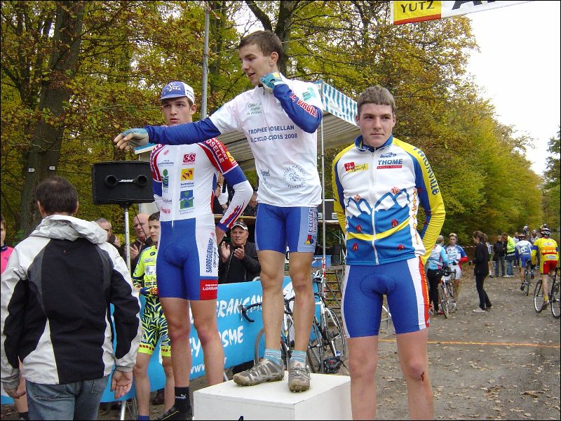gal/Cyclo_Cross_2008/Epreuve_Juniors_26_octobre_2008_Yutz/DSC09300.JPG