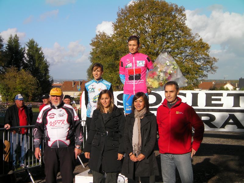 gal/Cyclo_Cross_2009/Cyclo_Cross_Juniors_25_octobre_2009/SANY0818.JPG