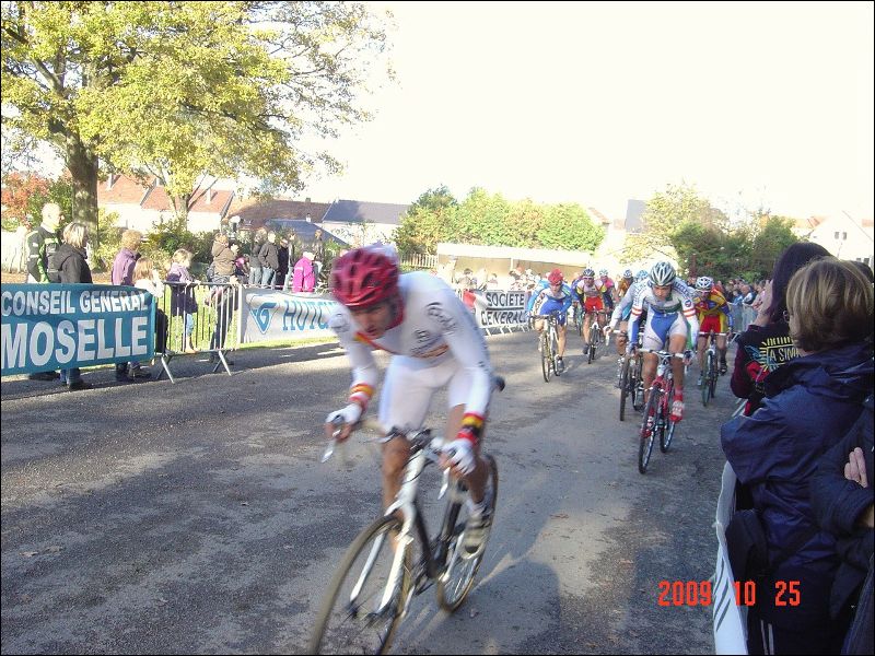 gal/Cyclo_Cross_2009/Cyclo_Cross_Seniors_Yutz_25_octobre_2009/DSC06060.JPG