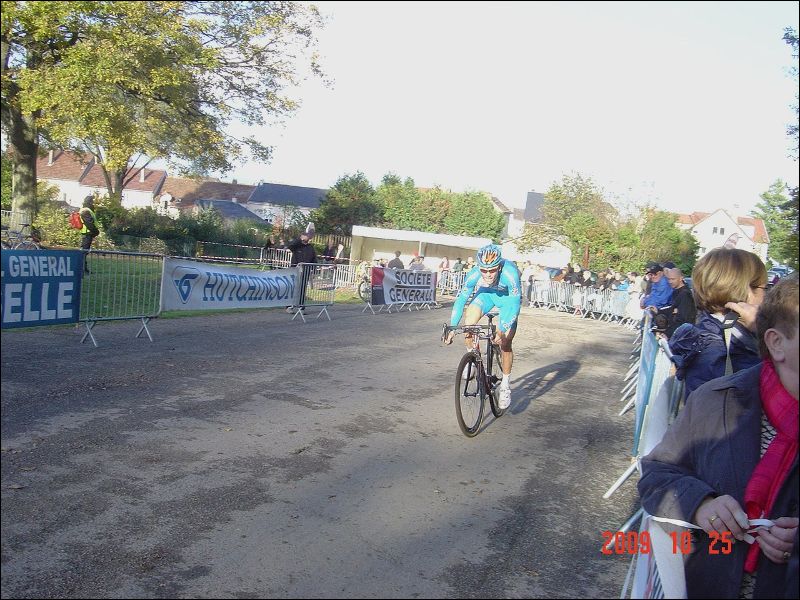gal/Cyclo_Cross_2009/Cyclo_Cross_Seniors_Yutz_25_octobre_2009/DSC06065.JPG