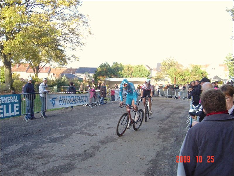 gal/Cyclo_Cross_2009/Cyclo_Cross_Seniors_Yutz_25_octobre_2009/DSC06073.JPG