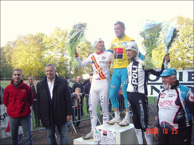 gal/Cyclo_Cross_2009/Cyclo_Cross_Seniors_Yutz_25_octobre_2009/DSC06089.JPG