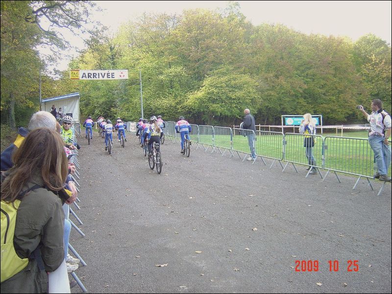 gal/Cyclo_Cross_2009/Epreuves_Jeunes_Yutz_2009/DSC06022.JPG