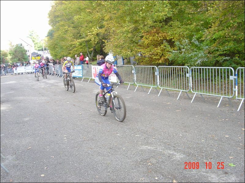 gal/Cyclo_Cross_2009/Epreuves_Jeunes_Yutz_2009/DSC06030.JPG