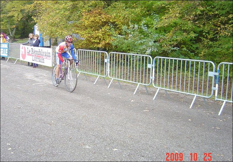 gal/Cyclo_Cross_2009/Epreuves_Jeunes_Yutz_2009/DSC06036.JPG