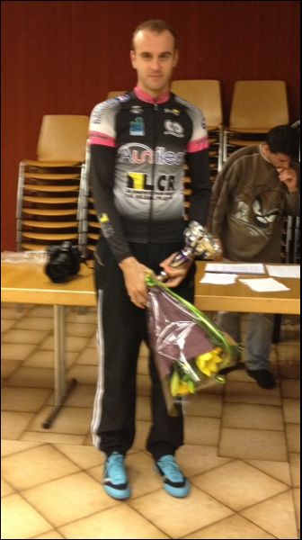 gal/Cyclo_croos_2011_2012/Cyclo_cross_3_novembre_2012_Coincy/photo-4.JPG