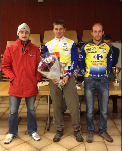 gal/Cyclo_croos_2011_2012/Cyclo_cross_3_novembre_2012_Coincy/photo_3.JPG