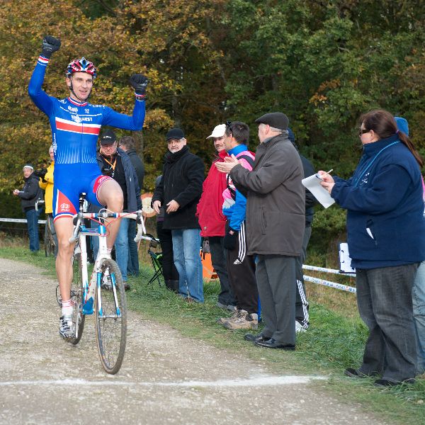 gal/Cyclo_croos_2011_2012/Cyclo_cross_Hettange_Grande_octobre_2012/Perrin_CC_Hettange_2012.jpg