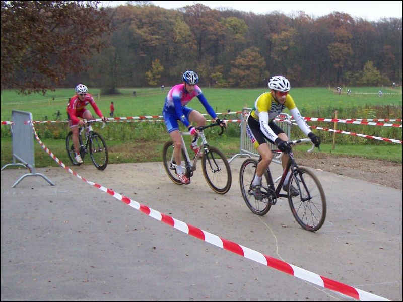 gal/Cyclo_croos_2011_2012/Cyclo_cross_Volkrange_13_11_2011/105_4797.JPG