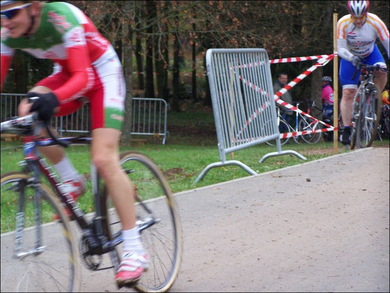 gal/Cyclo_croos_2011_2012/Cyclo_cross_Volkrange_13_11_2011/105_4813.JPG