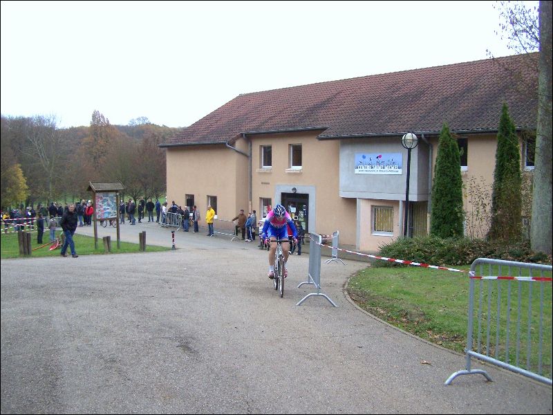 gal/Cyclo_croos_2011_2012/Cyclo_cross_Volkrange_13_11_2011/105_4822.JPG