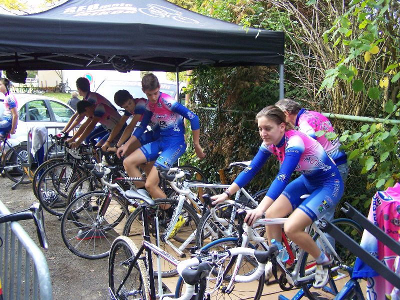 gal/Cyclo_croos_2011_2012/Cyclo_cross_cadets_Yutz_2012/100_6121.JPG