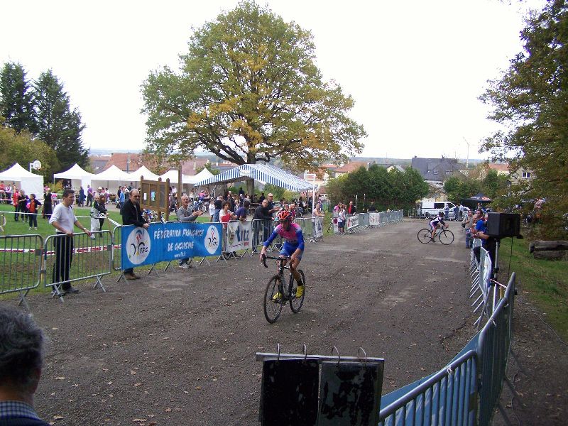 gal/Cyclo_croos_2011_2012/Cyclo_cross_cadets_Yutz_2012/100_6123.JPG