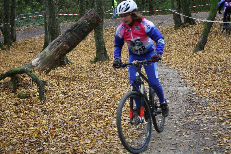 gal/Cyclo_croos_2011_2012/cyclo_cross_Jeunes_27_octobre_2012/IMG_6131.JPG
