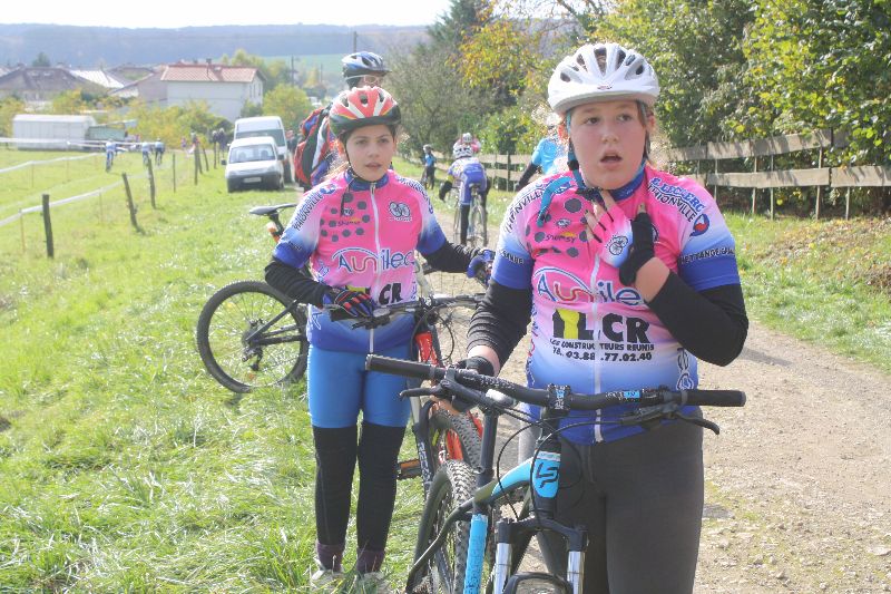 gal/Cyclo_croos_2011_2012/cyclo_cross_Jeunes_27_octobre_2012/IMG_6132.JPG