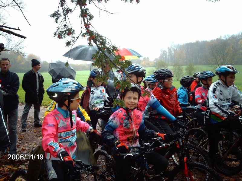 gal/Cyclo_cross_Volkrange_2006/IMAG0406.JPG